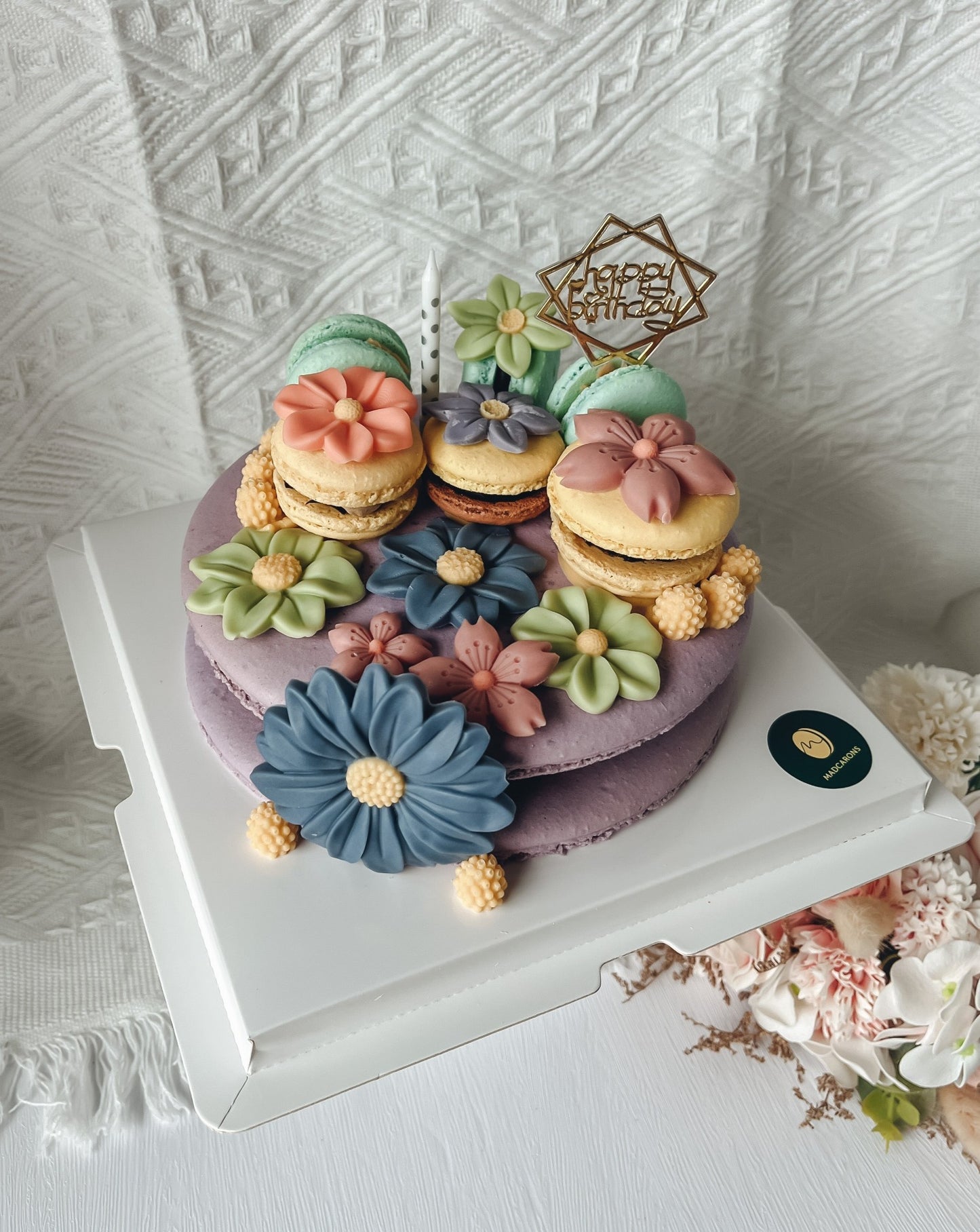 Garden Floral Mac Cake