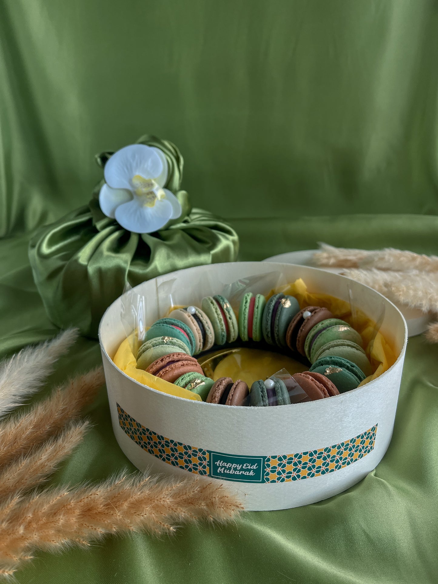 Raya Macaron Wreath